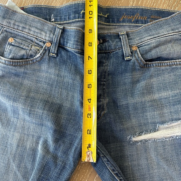 7 For All Mankind Josefina Distressed Skinny Boyfriend Jeans - Picture 9 of 9